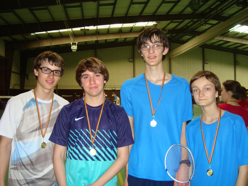 finale interprovinciale de badminton du 24-04 {JPEG}